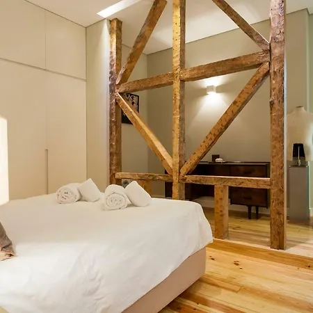 Joivy Deluxe 3br With Workspace By Figueira Sq And Rossio Subway Apartment *